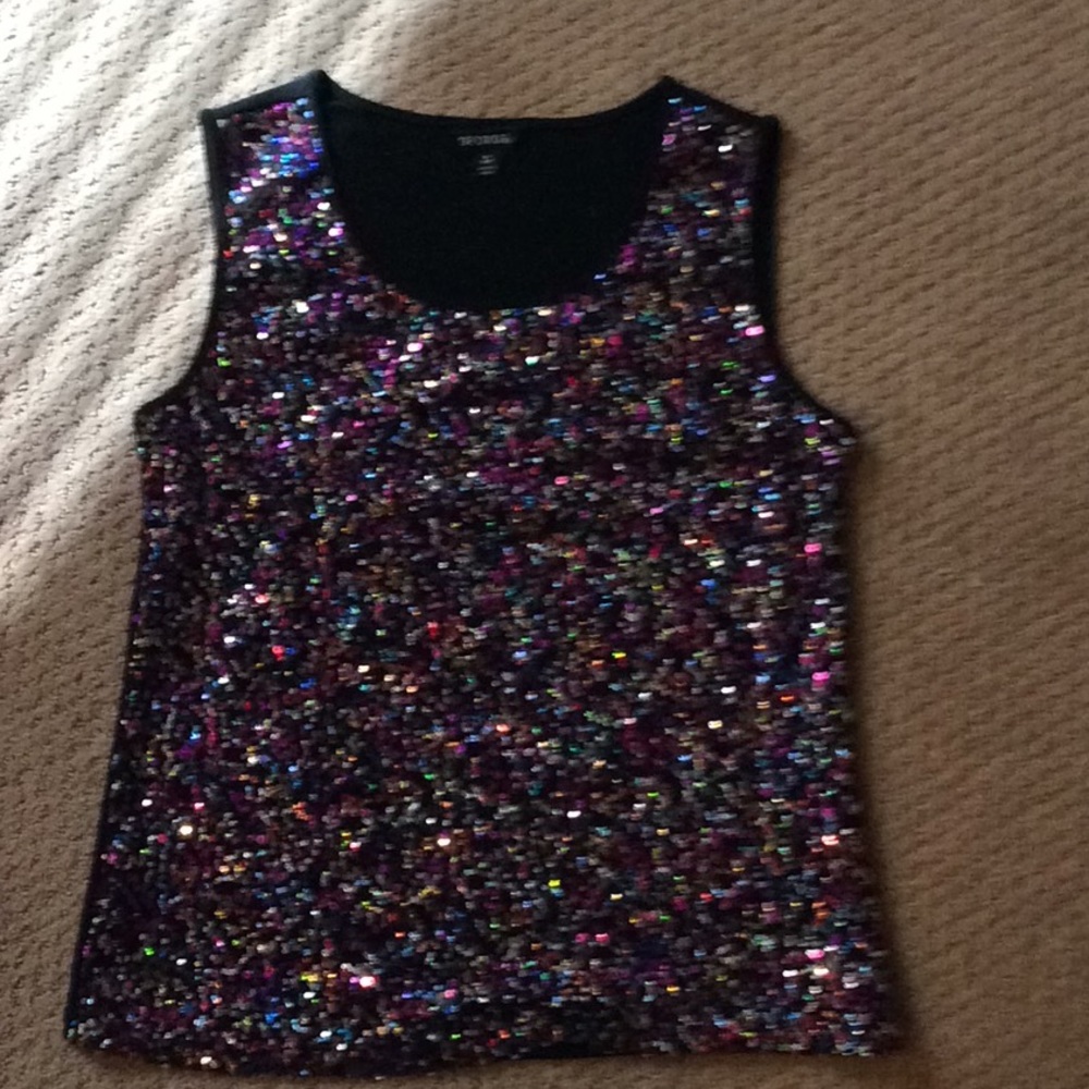 Top - Picture 1 of 1